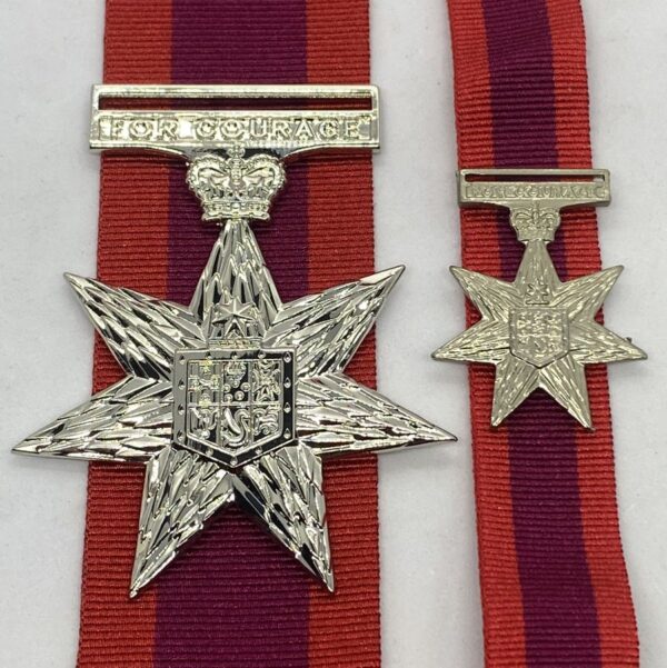 Australian Star of Courage Rosette