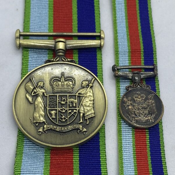 C.M.T. - Clasp (NZDSM)