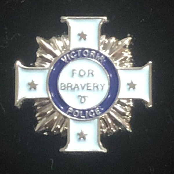 Victoria Police Bravery Lapel Pin