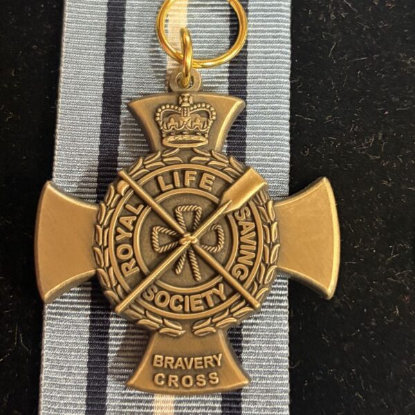 Royal Life Saving Society of Australia Bravery Cross