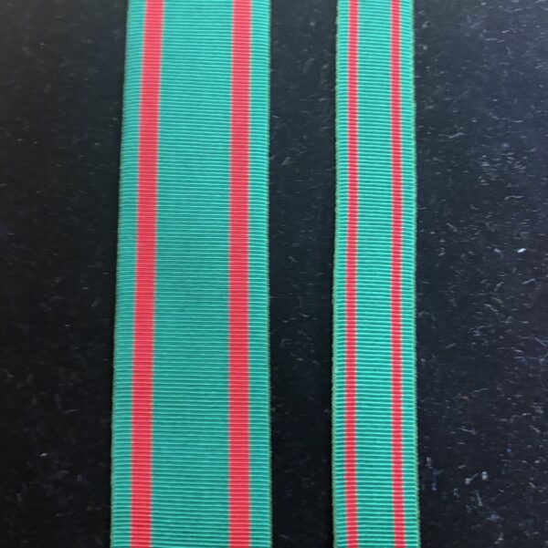 USA Navy & Marines Achievement Medal Ribbon - Reject (Stripes are Red - should be orange)