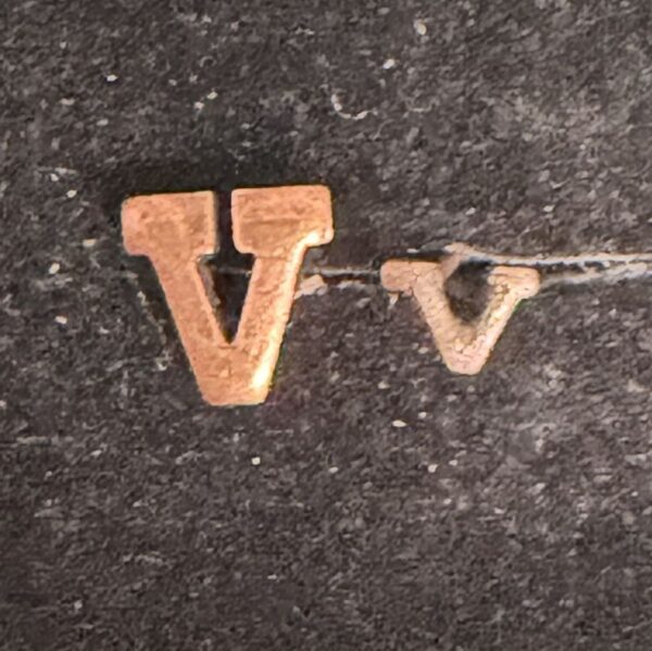 USA "V" Device